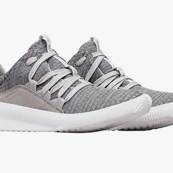 SOREL Out N About Plus Waterproof Sneakers size 7 color: Dove - Picture 1 of 9